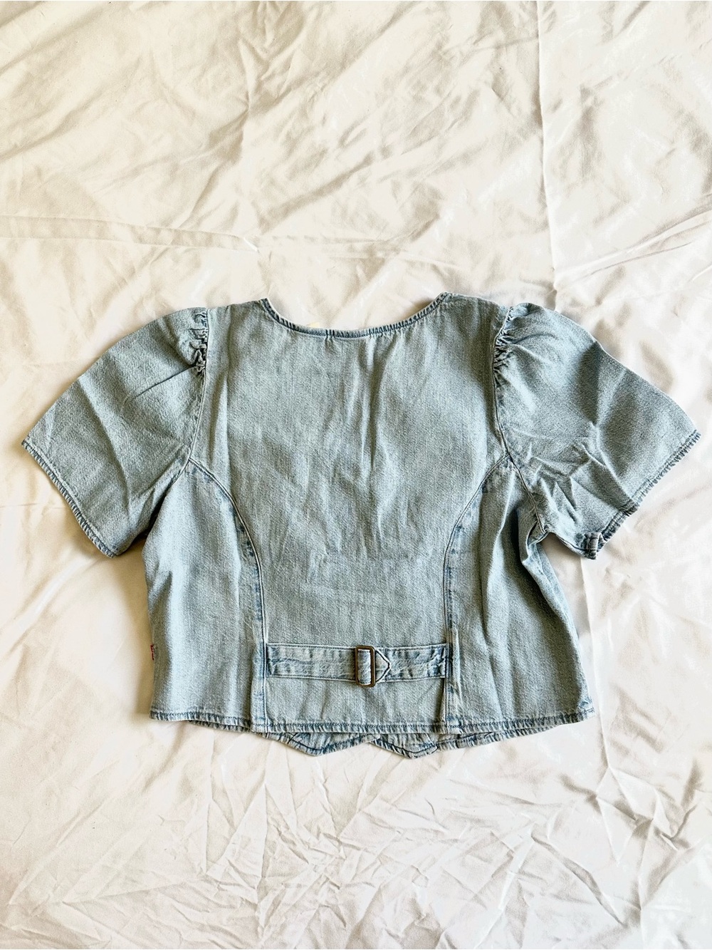 Levi’s Moxie Short-Sleeve Denim Blouse - Picture 10 of 14